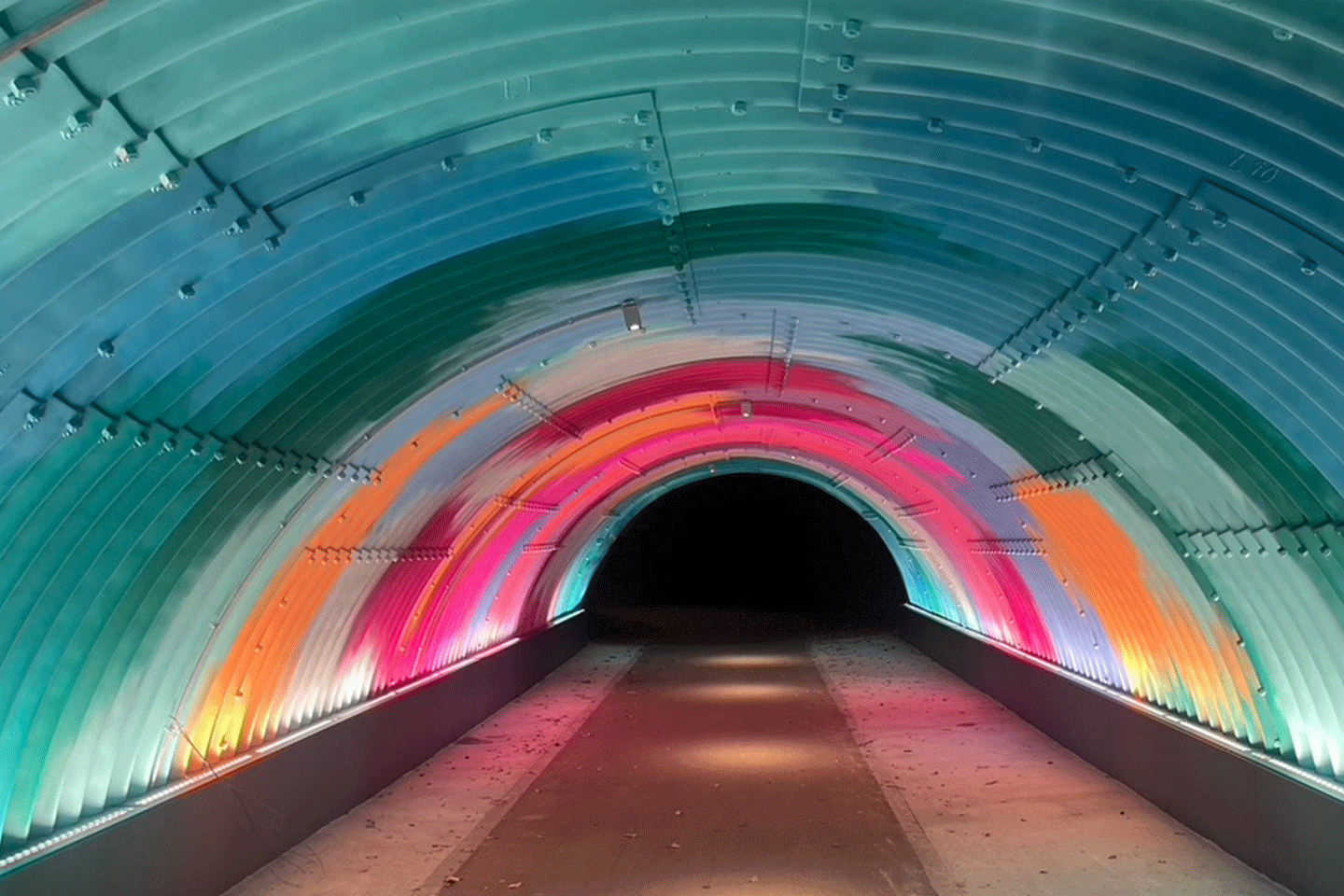 Laternen_Unterführung