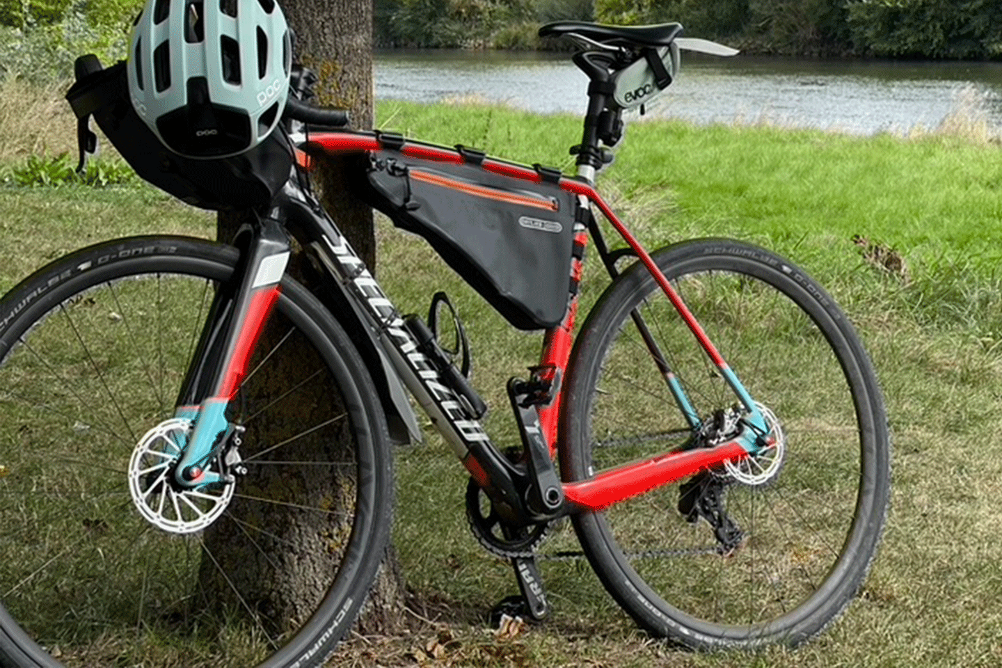 Gravel-Bike Gravel-Bike